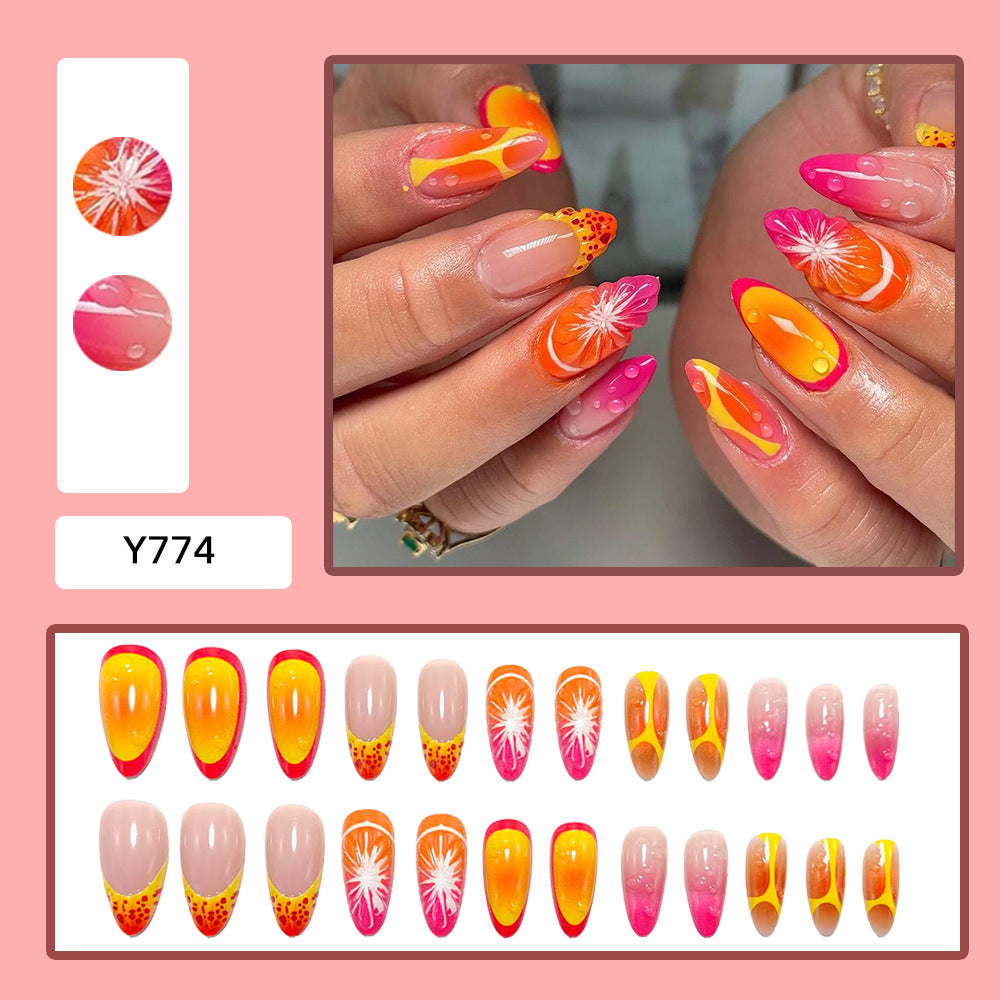 Conseils de faux ongles enduits de résine 3D