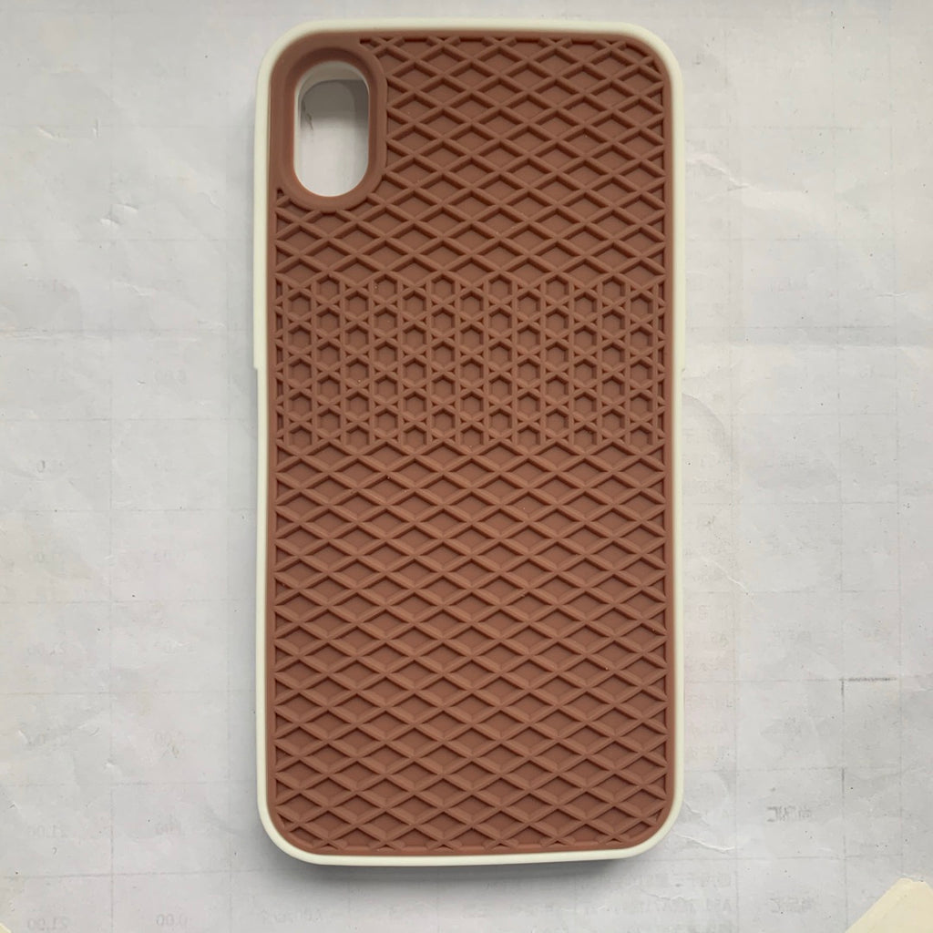 Étui de téléphone en silicone à semelle de gaufre