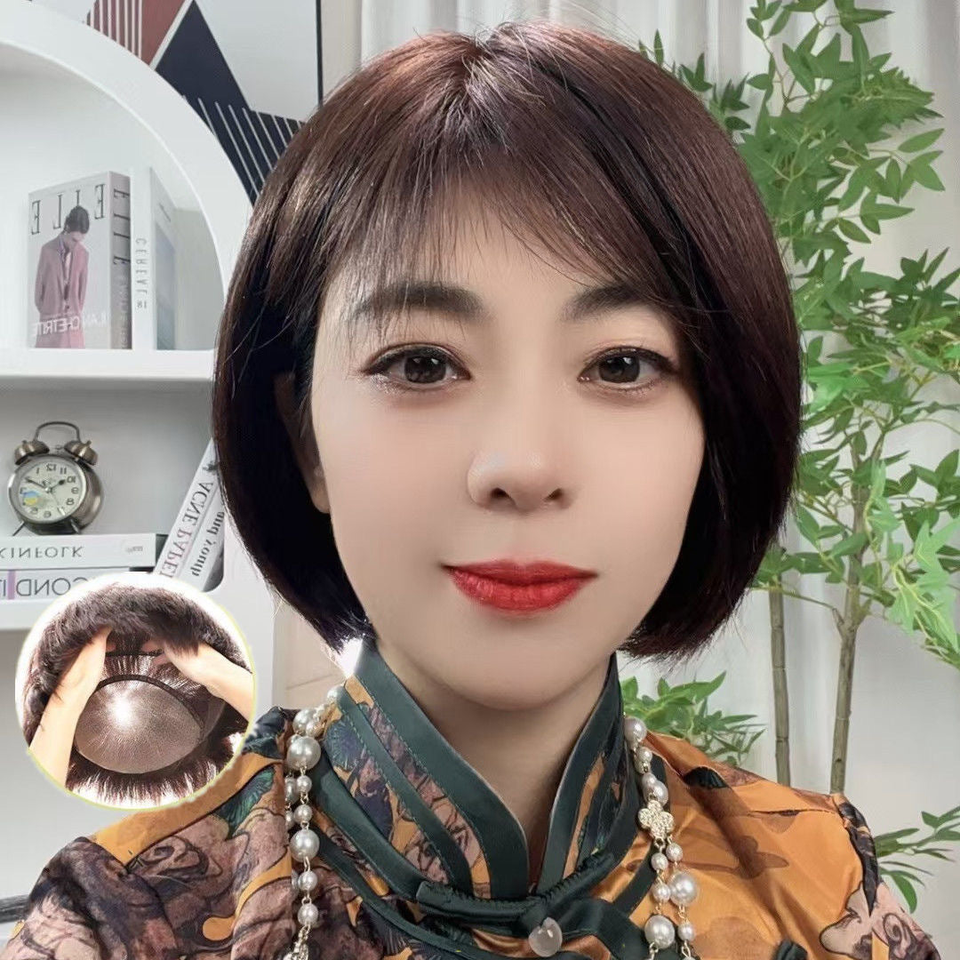 Couverture de cheveux minces de mode moyenne et âgée
