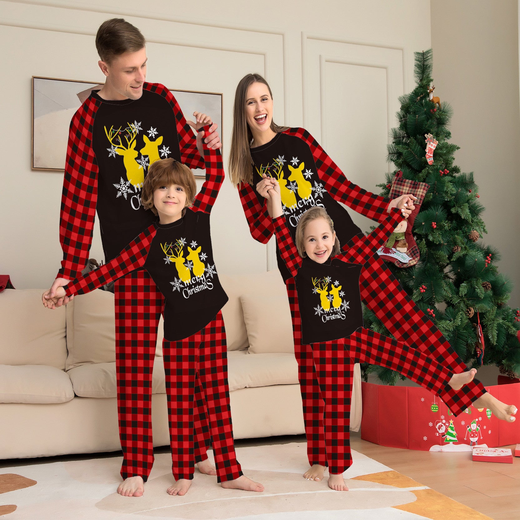 Golden Deer Imprimer Christmas Parent Child Pajama Set