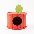 Seule prise de soi---Felt Radish Pet House