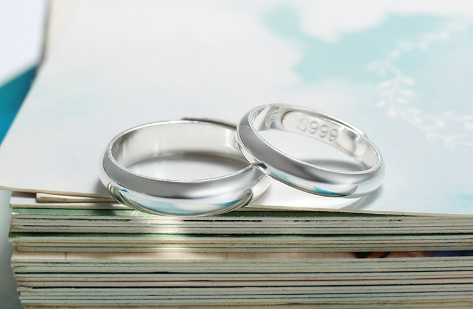 Anneau brillant simple en argent pour hommes