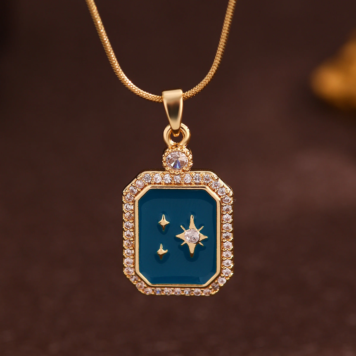 Pendentif Star Pendentif Rétro Collier en acier titane
