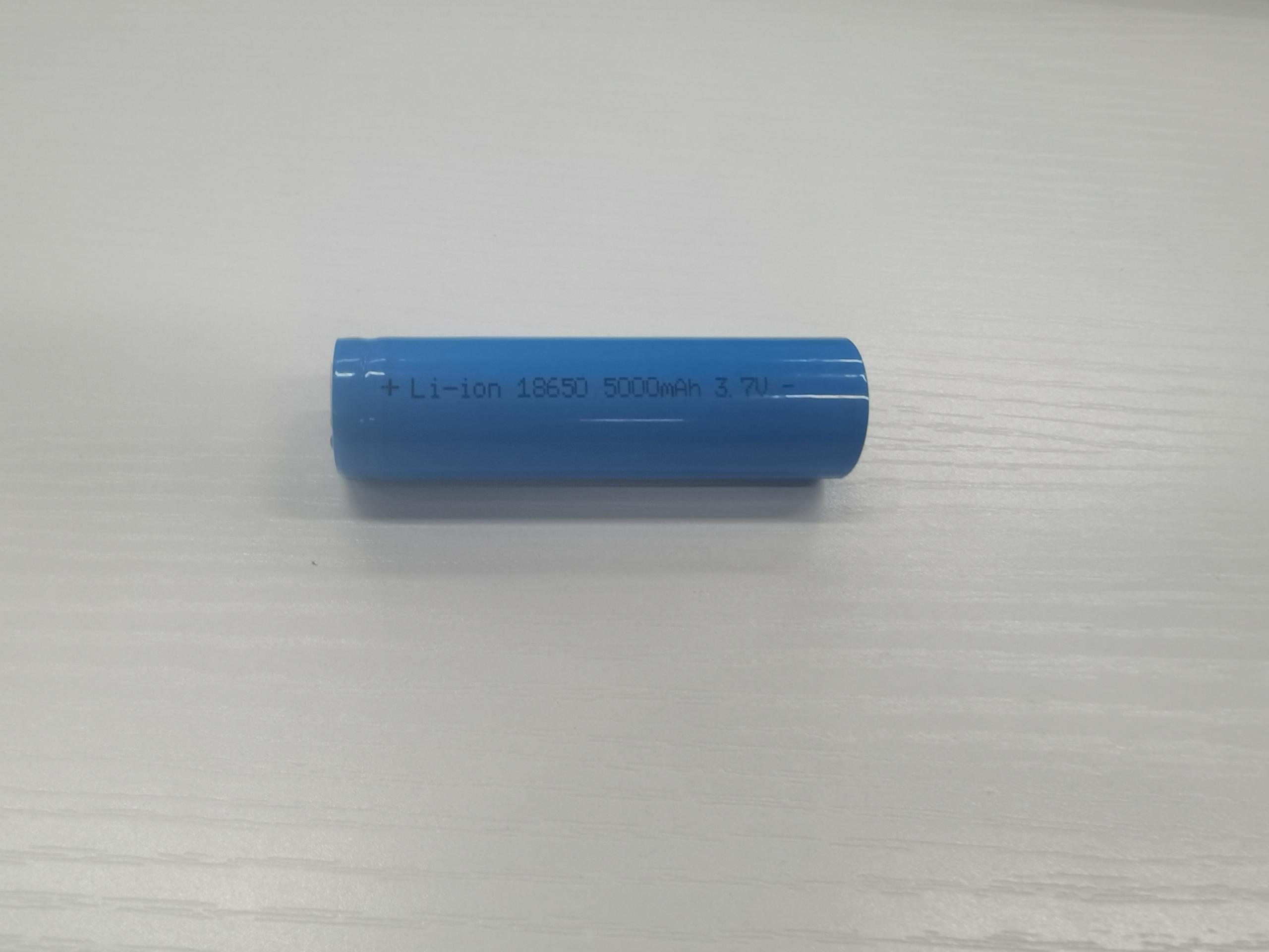 26650 18650 Batterie au lithium 3,7V Batterie rechargeable au lithium
