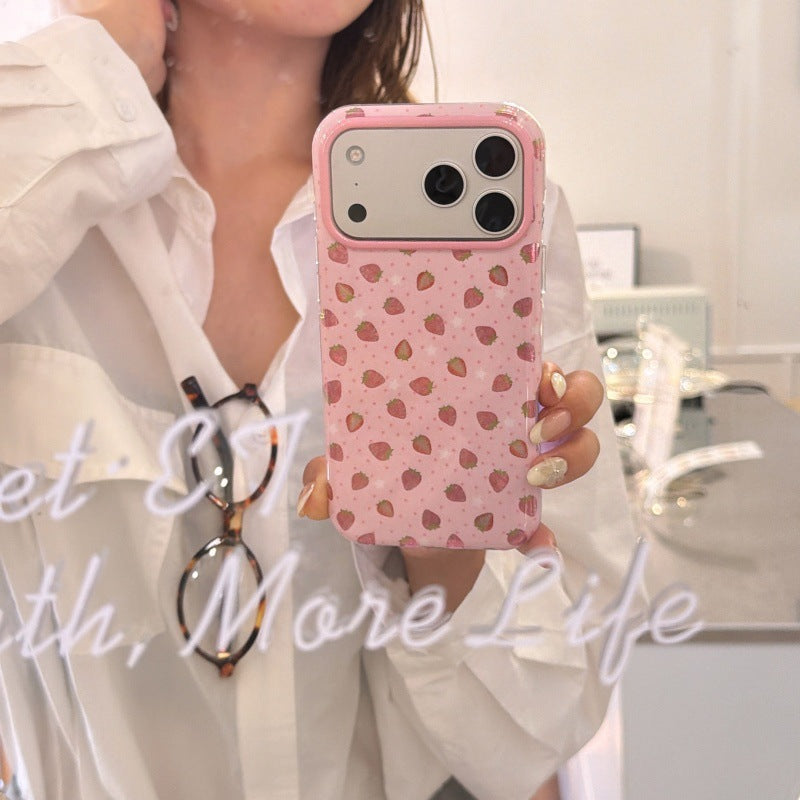 Coque de téléphone à la fraise colorée et douce