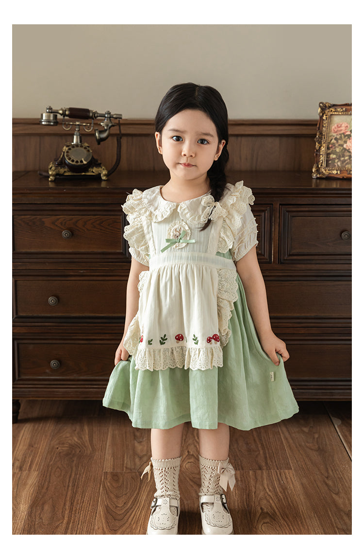 Robe d'enfant brodée en lapin à manches courtes