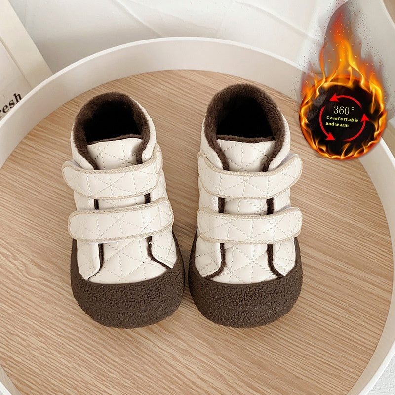 Chaussures de coton pour enfants