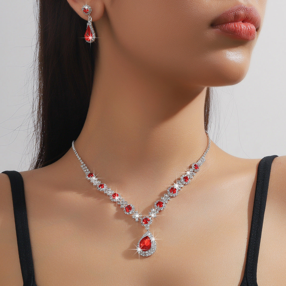 Bijoux de mariée femmes ensemble européen et américain cristal goutte d'eau