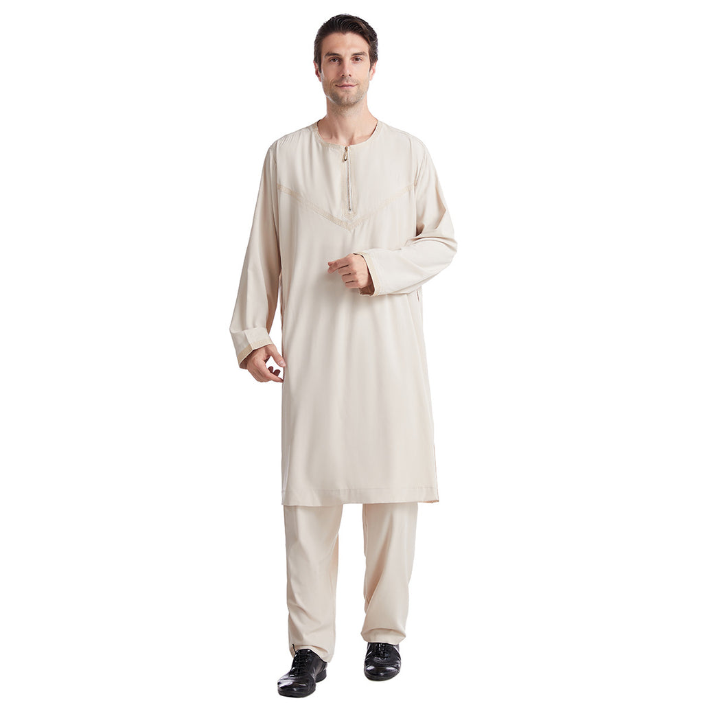 Robe en polyester brodé pour hommes