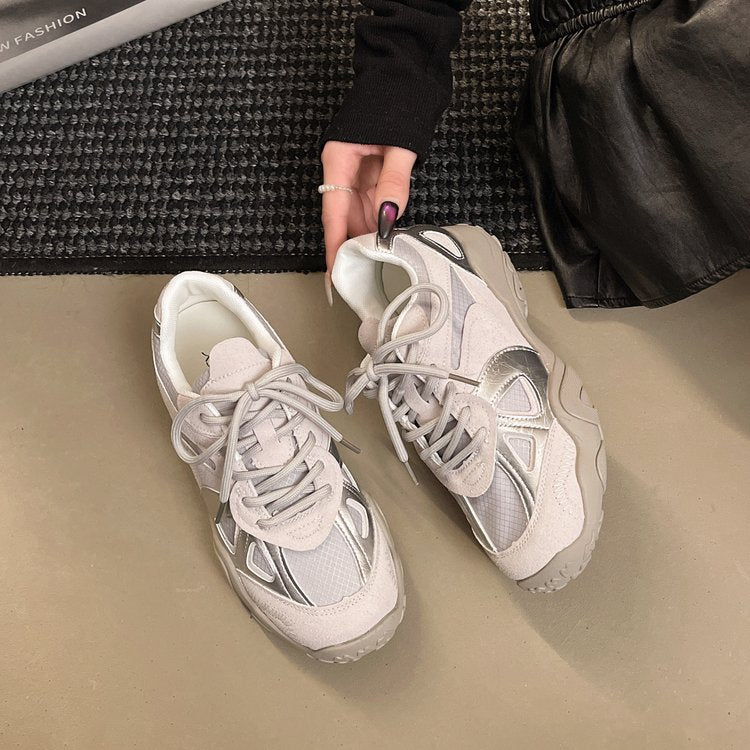 Femmes Retro Léger Épaisseur Semelle Allemande Chaussures d'Entraînement Printemps Hauteur Augmenter Soft Sol