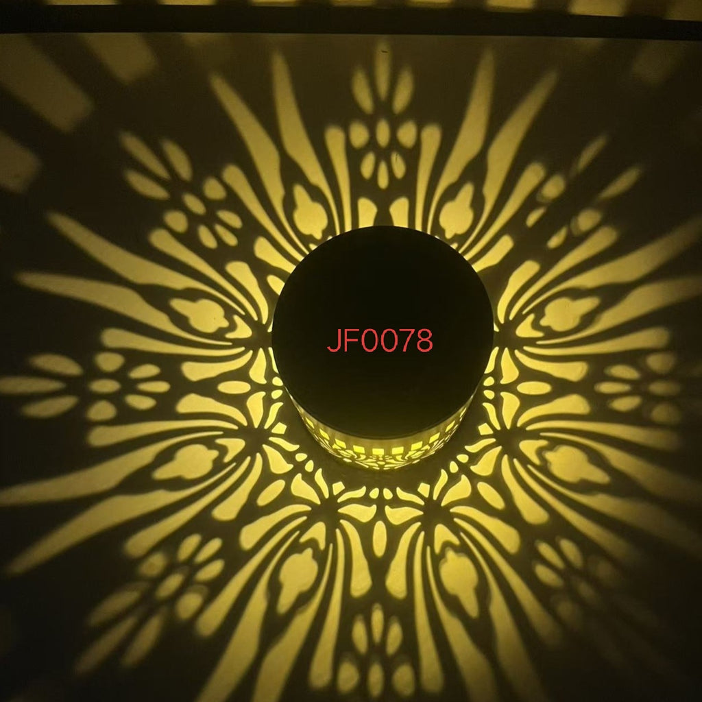 Solar-powered outdoor wall light