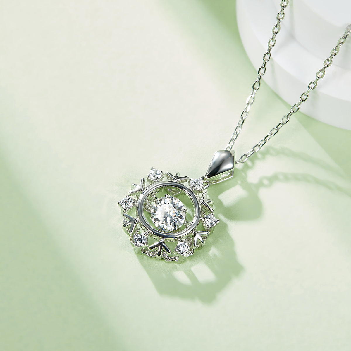 S925 Argent Sterling 0.5ct D Couleur VVS1 Moissanite Lac de neige Collier 45cm Platine plaqué