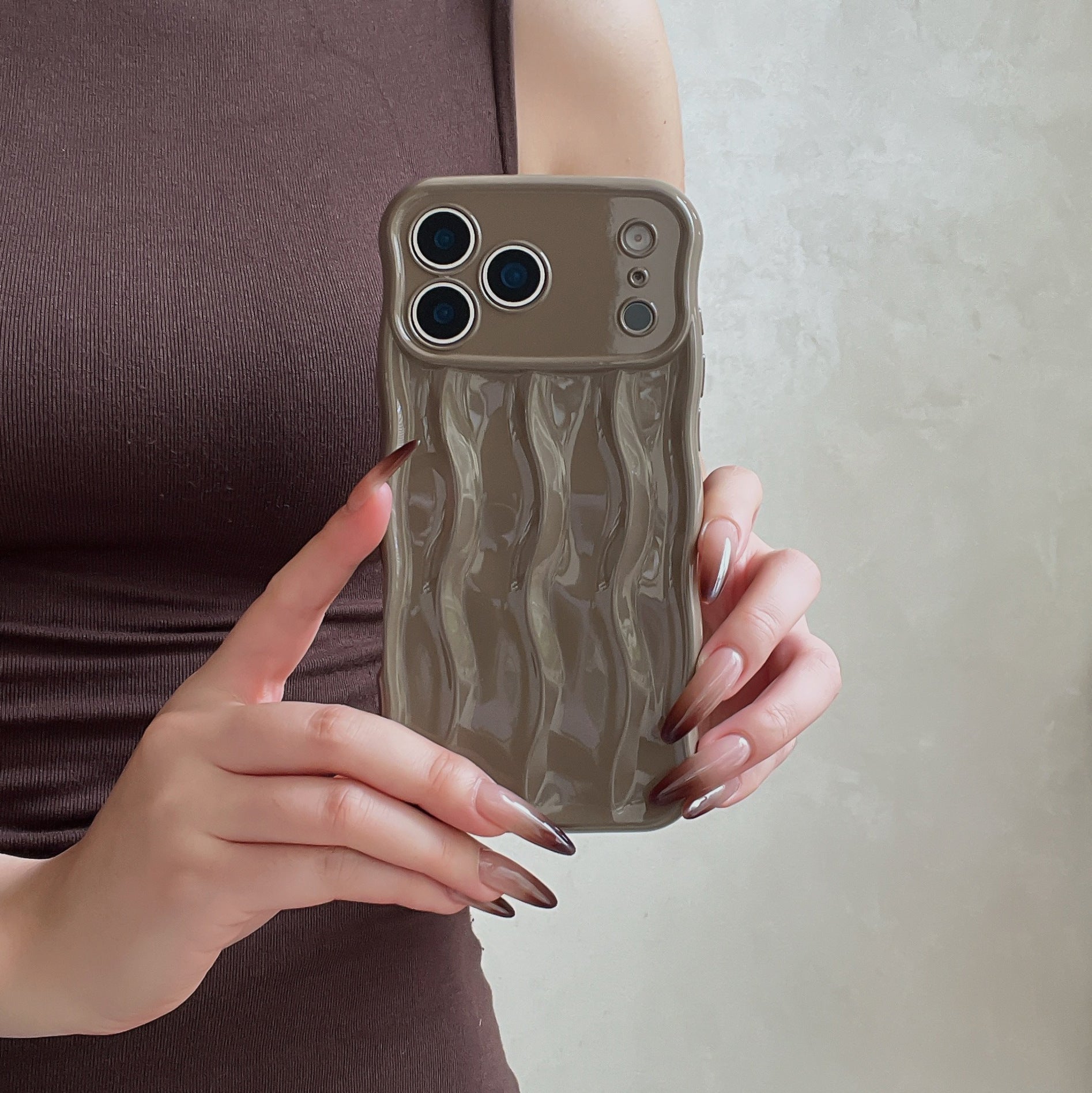 Applicable Electroplating 3-dimensional Wave Stripe Phone Case Protection anti-goutte