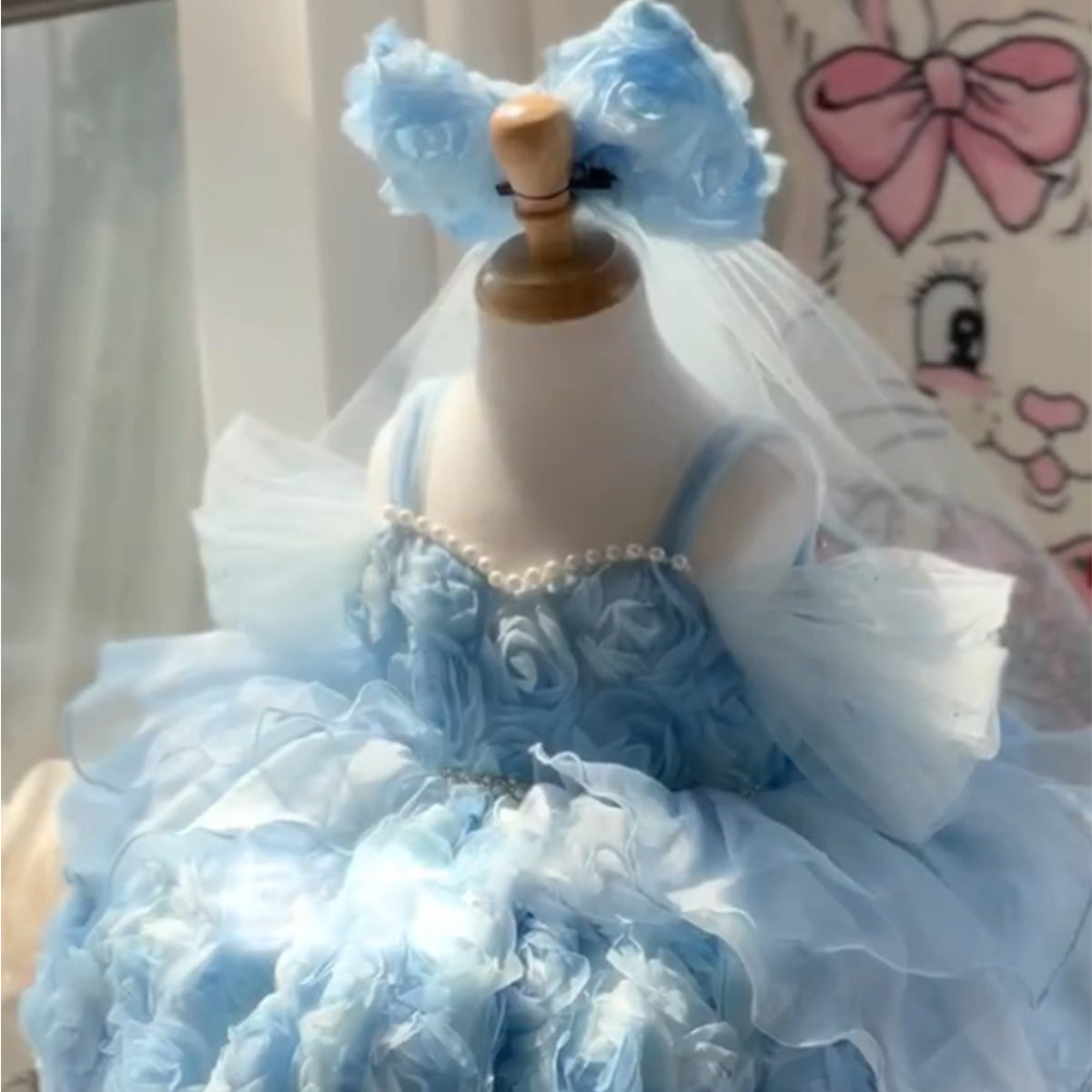 Robe d'anniversaire en trois dimensions bleue pour les petites filles