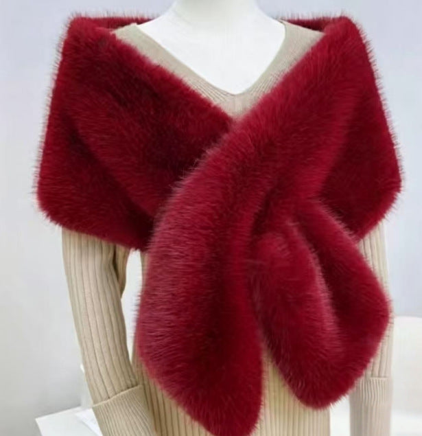 Clou de luxe léger en peluche polyvalente pour femmes
