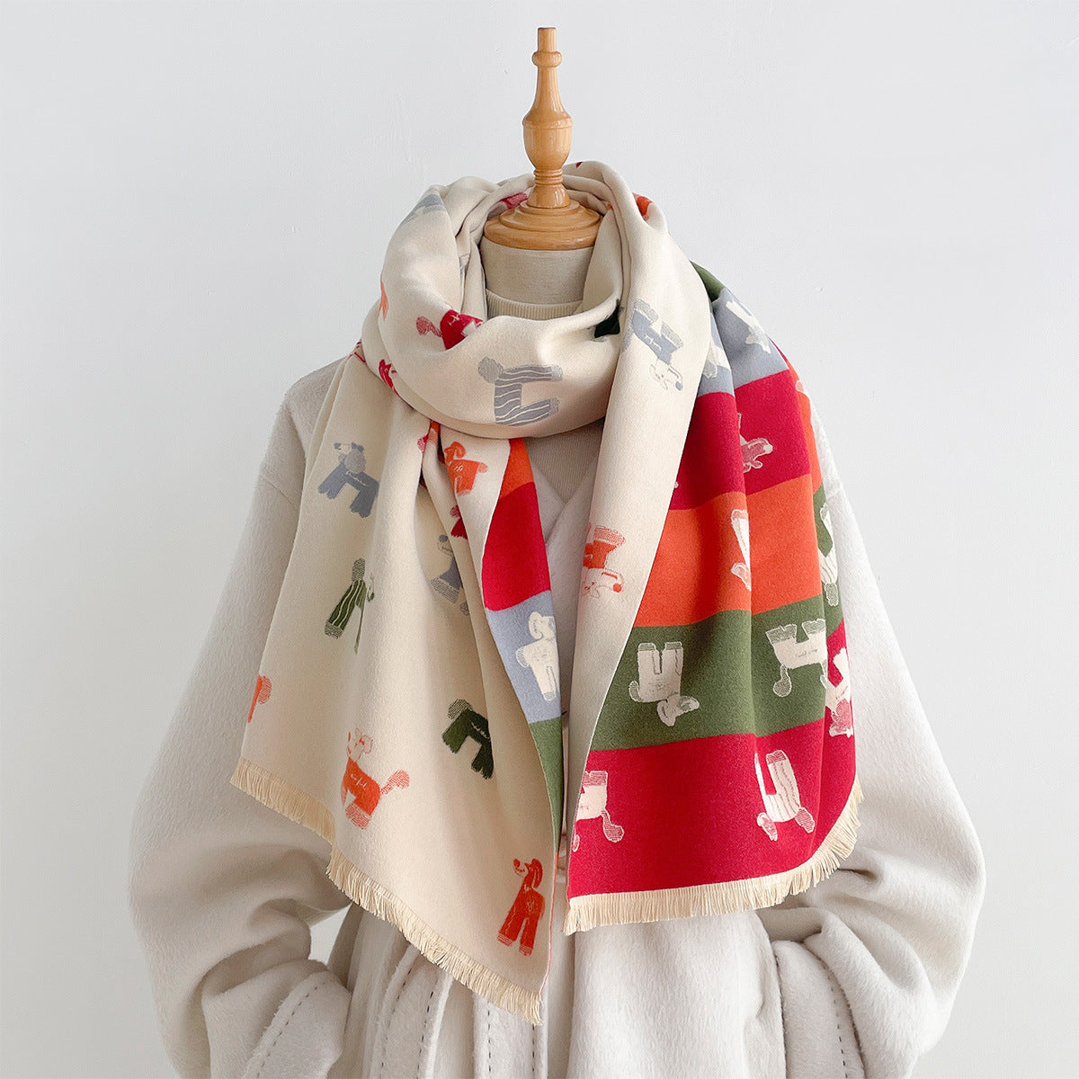 AutomneHiver Caricature Curly Puppy Jacquard Scarf