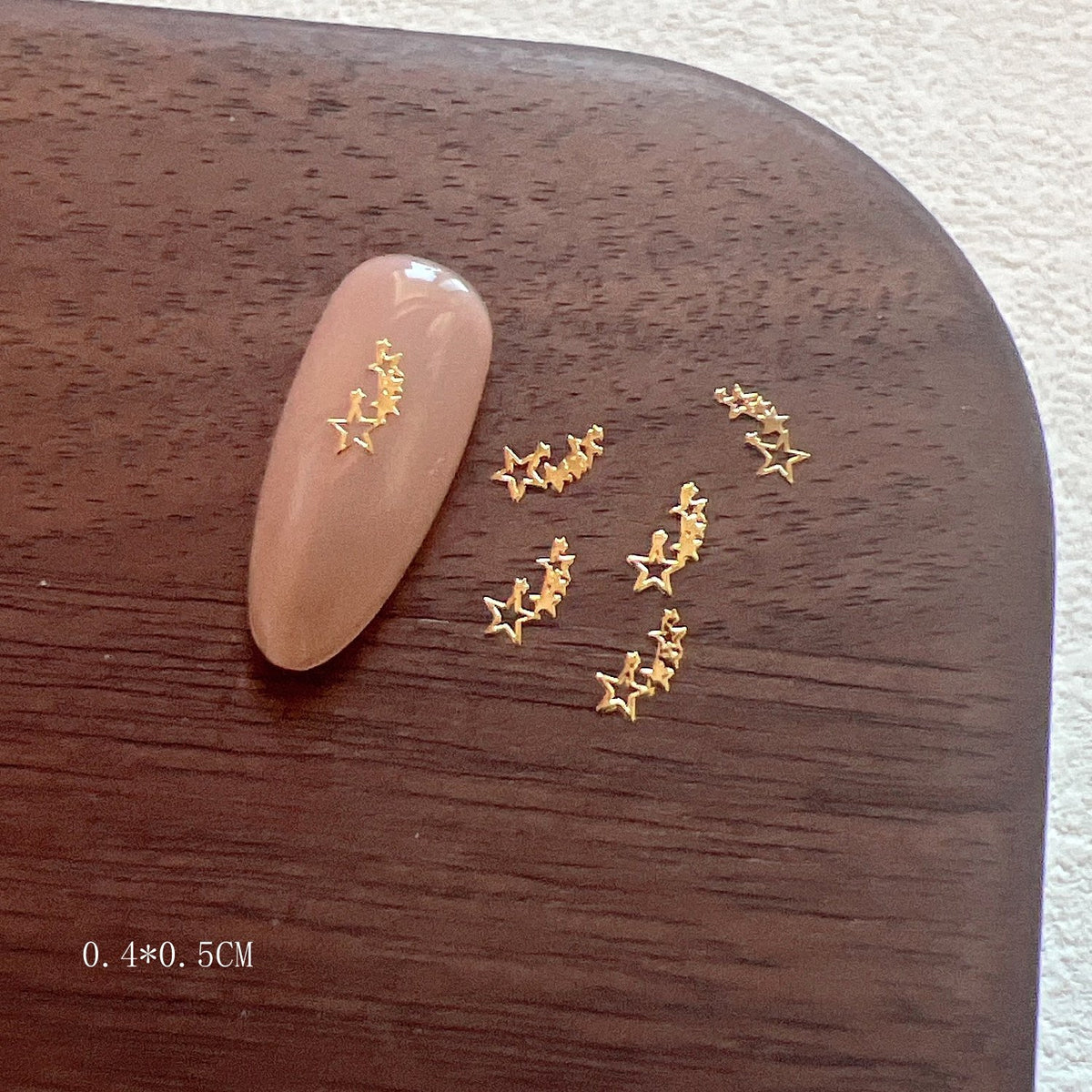 Flakes en métal d'art d'étoile d'or et d'argent