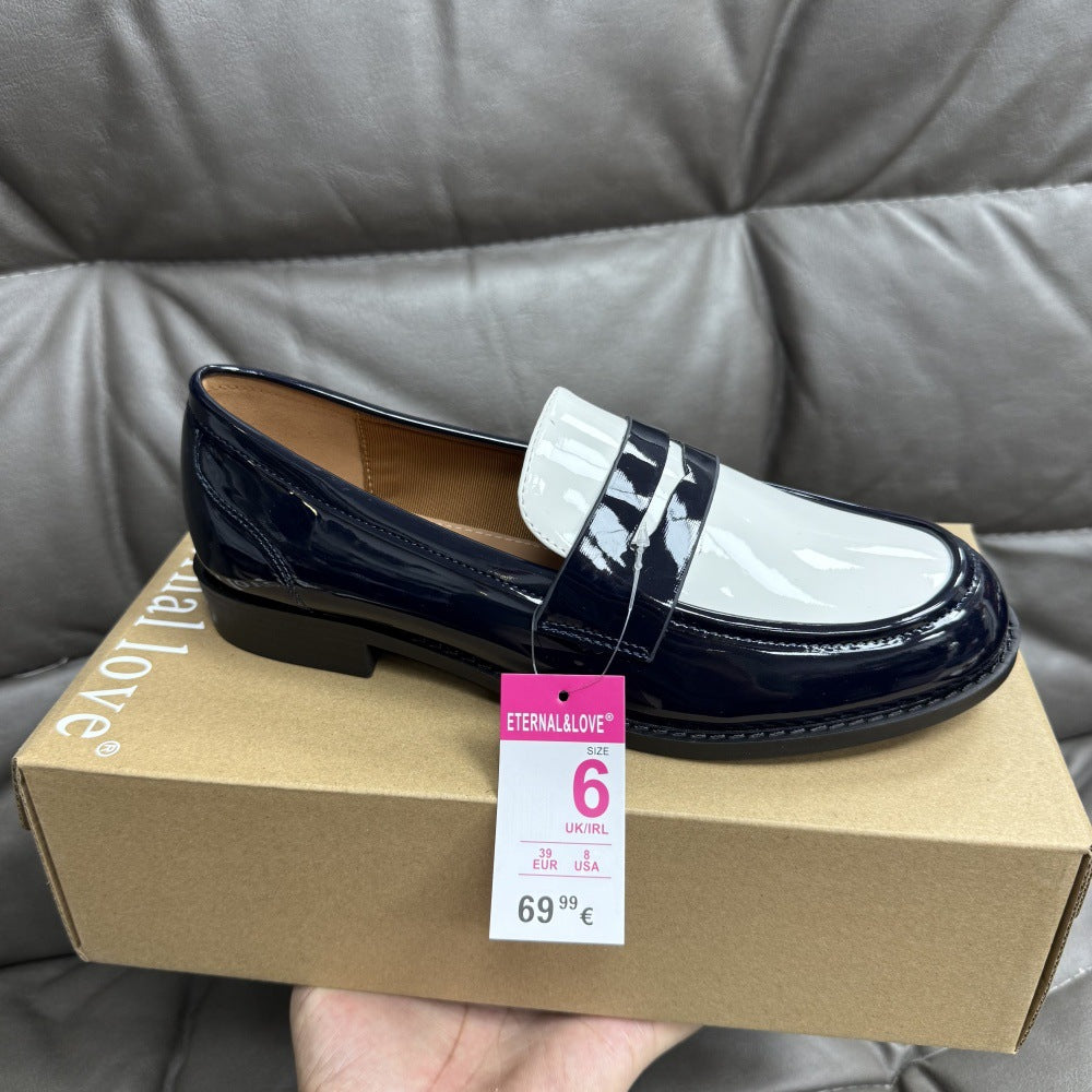 Chaussures en cuir slip-on style britannique
