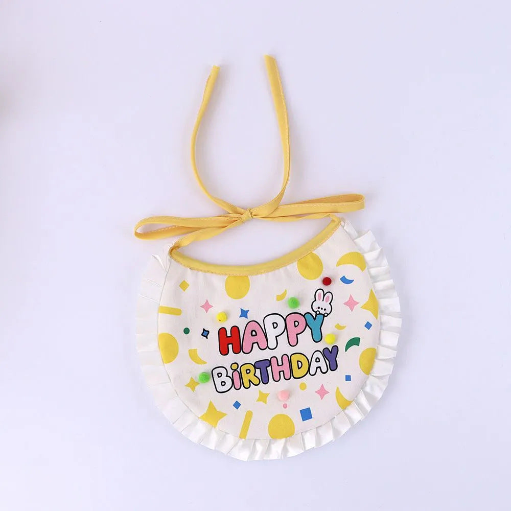 Chat et chien Chapeau d'anniversaire joyeux et ensemble de bib écharpe de cou