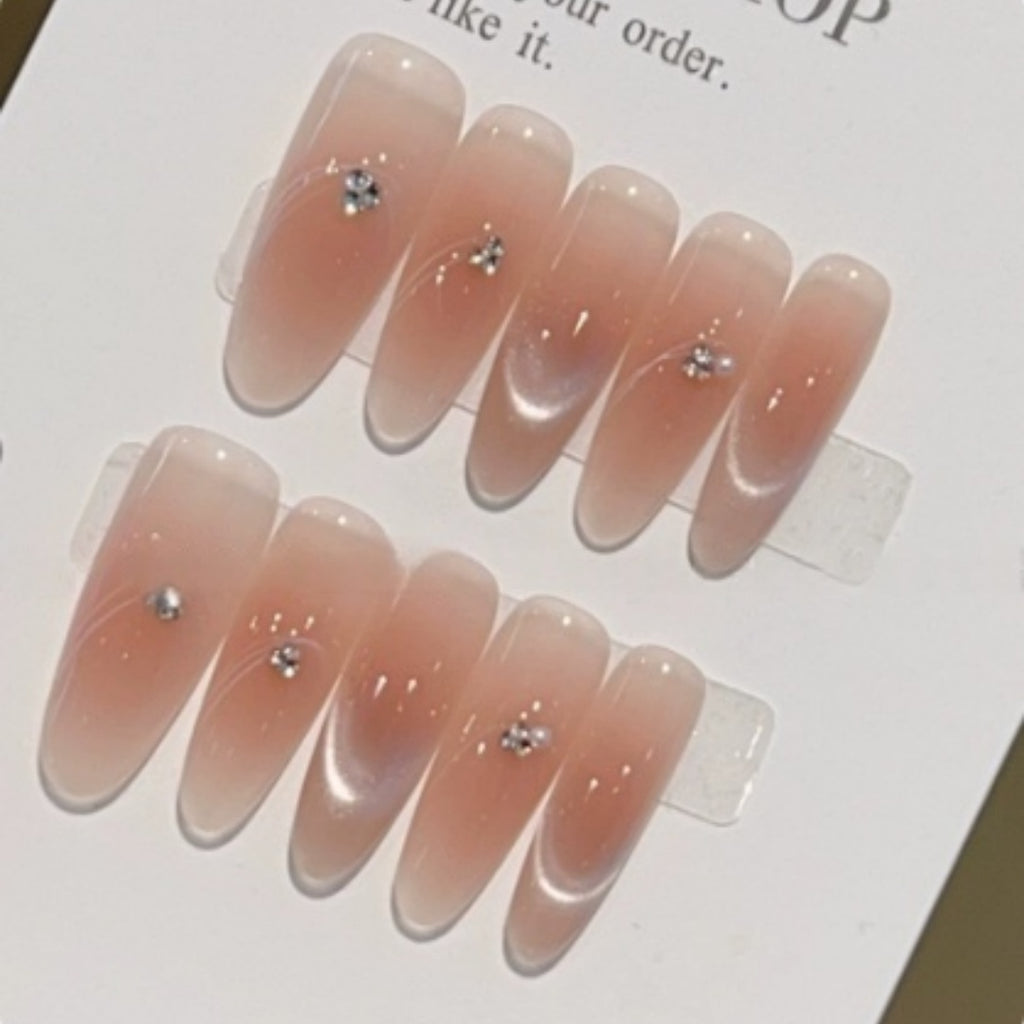 Nue Blush Cat-eye French Strass Art à ongles fait main