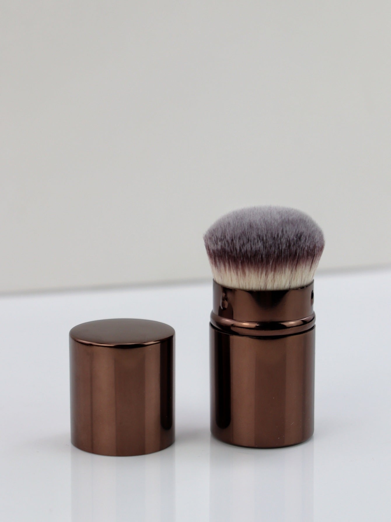 Maquillage double tête 7 pièces avec brosse télescopique sur une base double tête