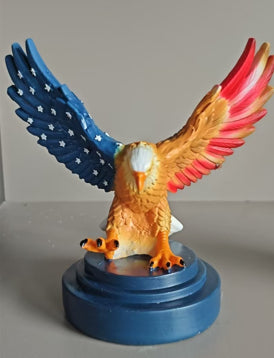 Solar American Flag Eagle Garden Statue de résine