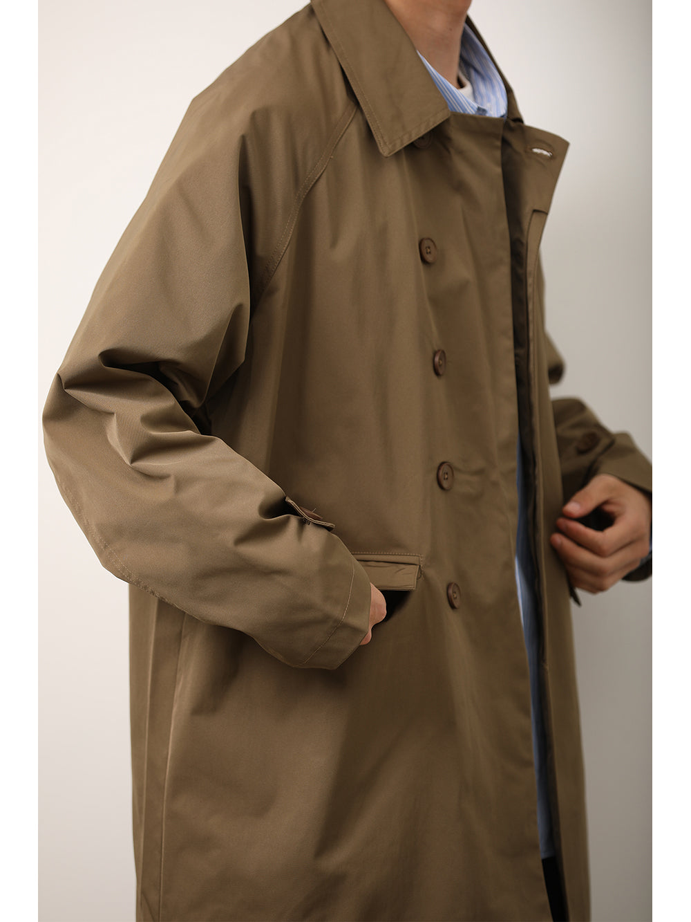 Style japonais Solide-couleur Hommes Loose-fitting Casual Basic Springautumn Trench Coat