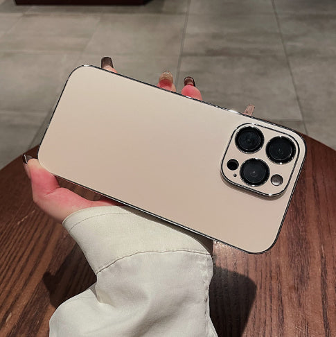 Plaquette à quatre corners en métal pour Iphone17promax Boîtier de téléphone ultra-mince sans cadre de protection C