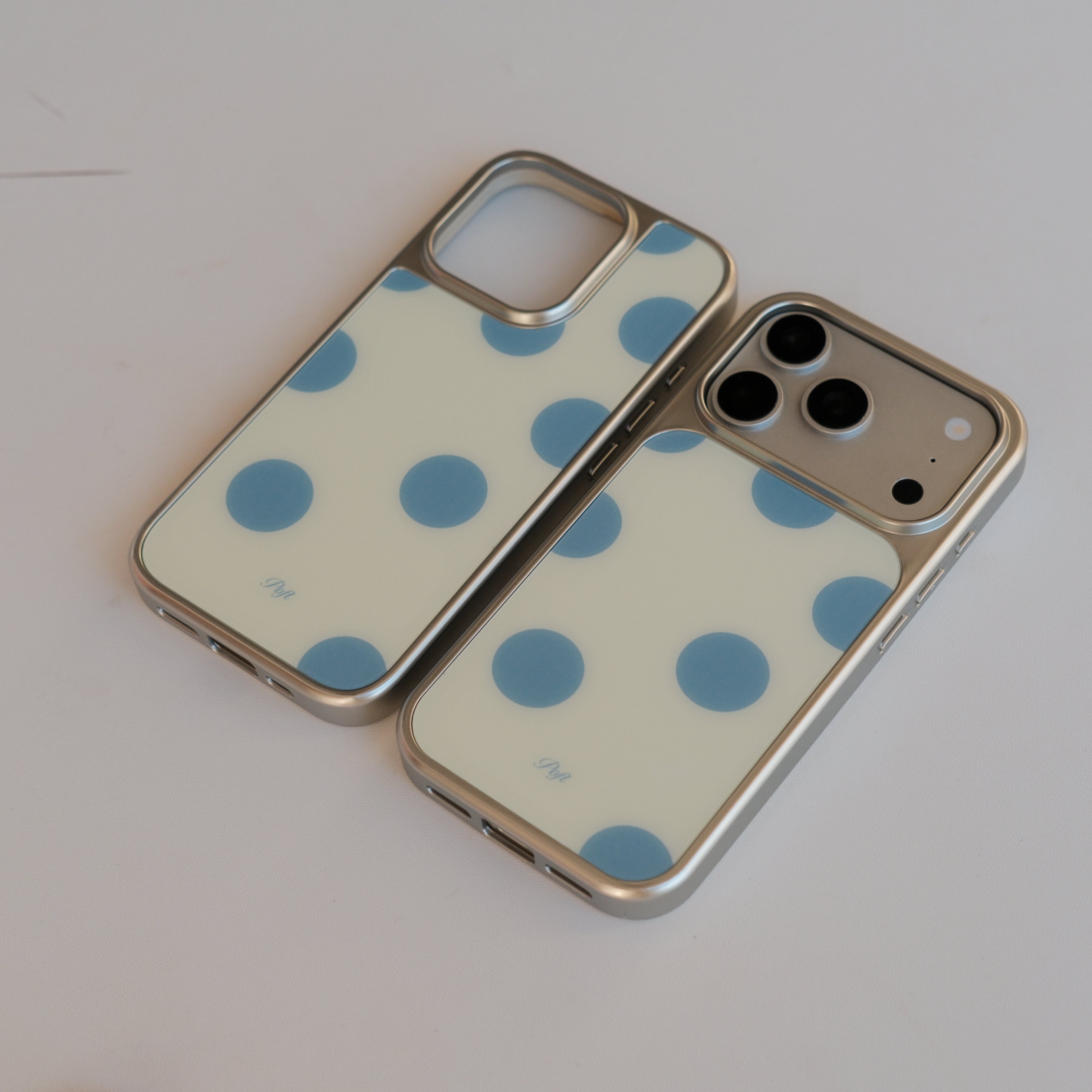 Boitier de téléphone magnétique en verre givré rétro-polka-point