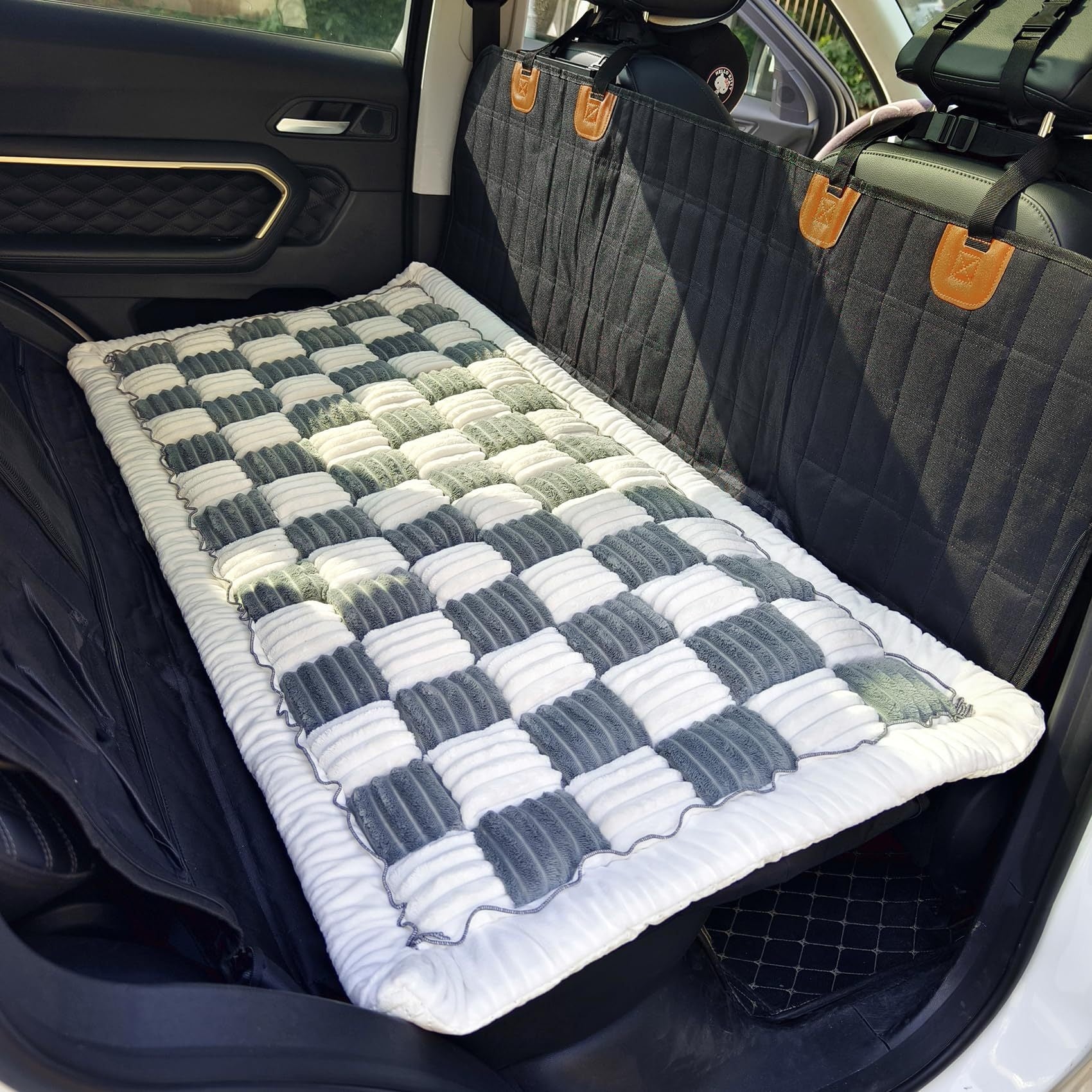Coussin de chien de voiture non-dérapant épais