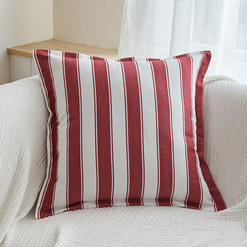 Oreiller rayé rouge et blanc en polyester-coton avec bords et déguisements