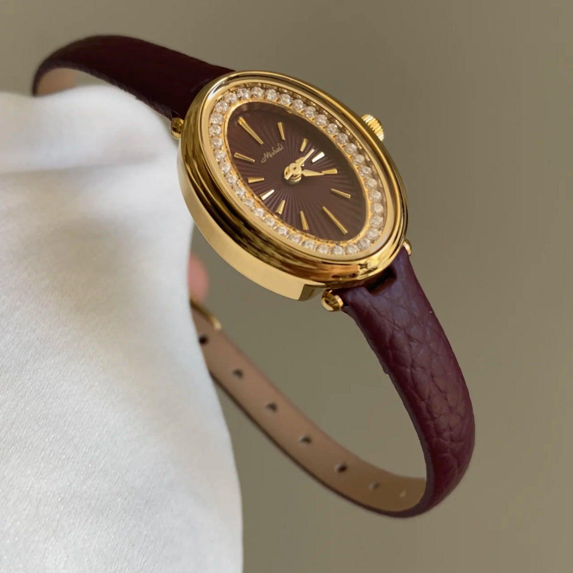 Automne-hiver Exquise Montre pour femmes authentiques