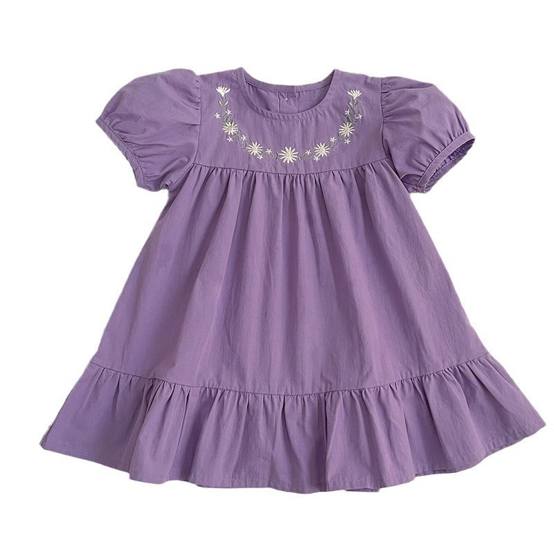 Robe de fleur brodée de petites filles à manches courtes