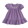 Robe de fleur brodée de petites filles à manches courtes
