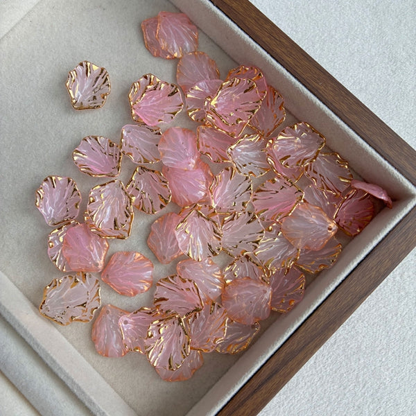 Perles de feuille de coquillage en or gradué