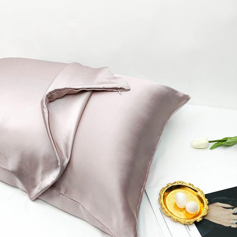 Coussin en soie à double face polyvalent de couleur unie