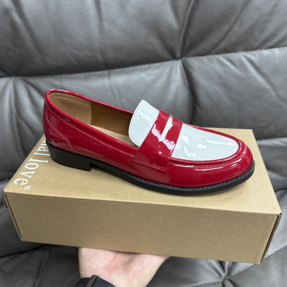 Chaussures en cuir slip-on style britannique