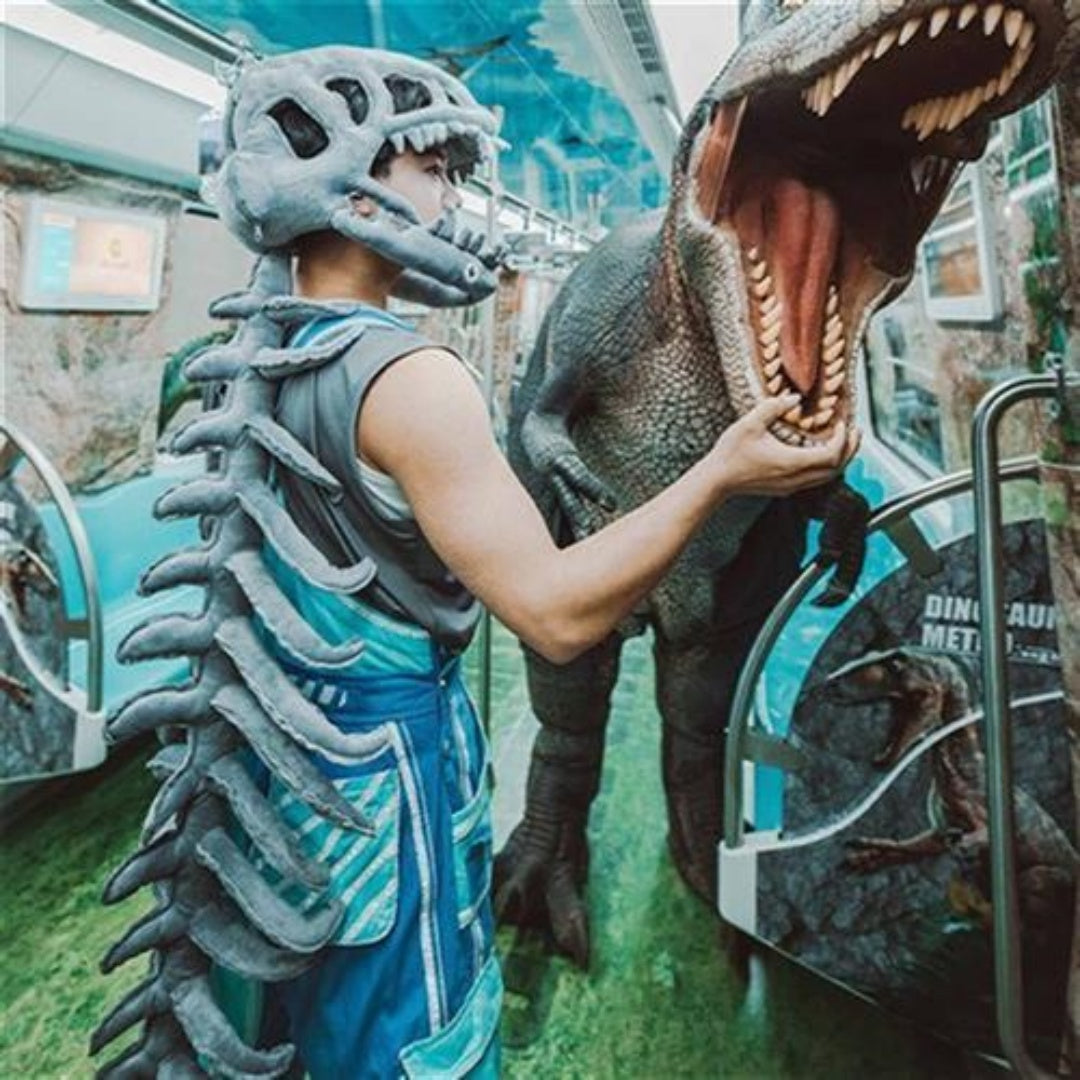 Chinese Dinosaur Garden Dinosaur Skeleton Robe costume Props