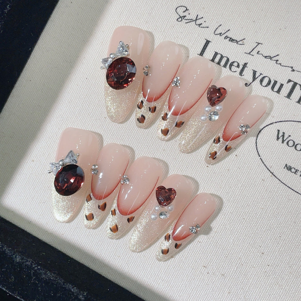 French Leopard Print Cat's Eye Cool Drag Wind White Advanced Hand-wear Armor