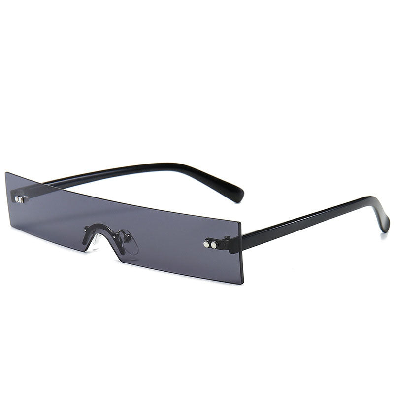 Petites Lunettes de soleil à cadre unique