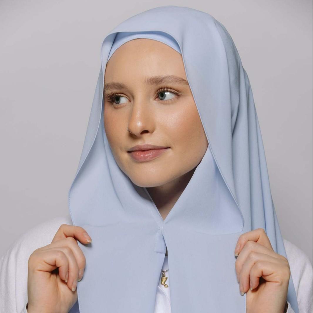Le foulard pratique avec un aimant intégré