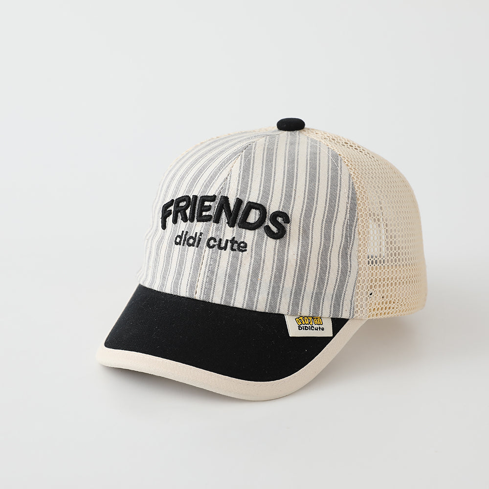 Chapeau d'été avec brim réglable velcro
