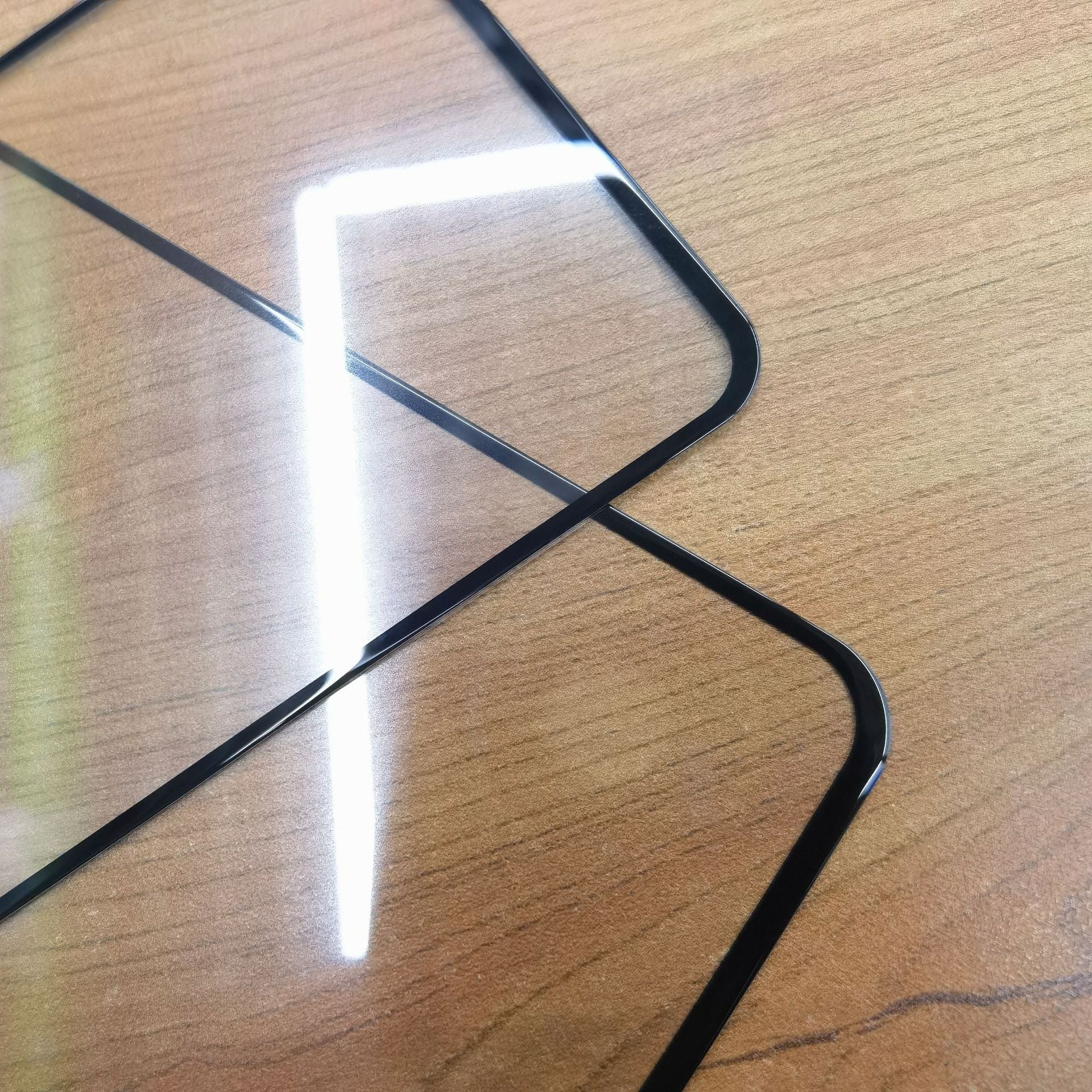 Protecteur d'écran en verre trempé haute en aluminium pour téléphone mobile