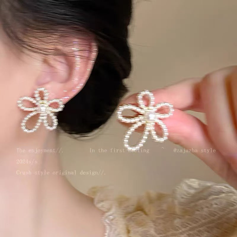 Boucles d'oreilles Perle Femmes haut de gamme Ear Drop Explosions Niche Design Light Luxury Ear Bijoux
