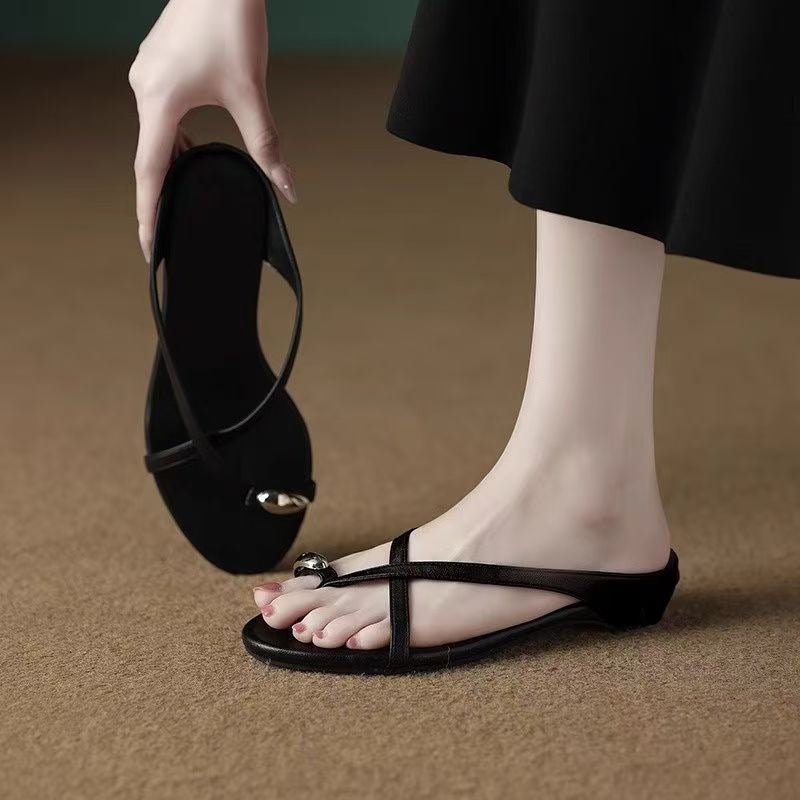 Belles Sandales Non Fatiguantes Parfaites avec des robes d'été