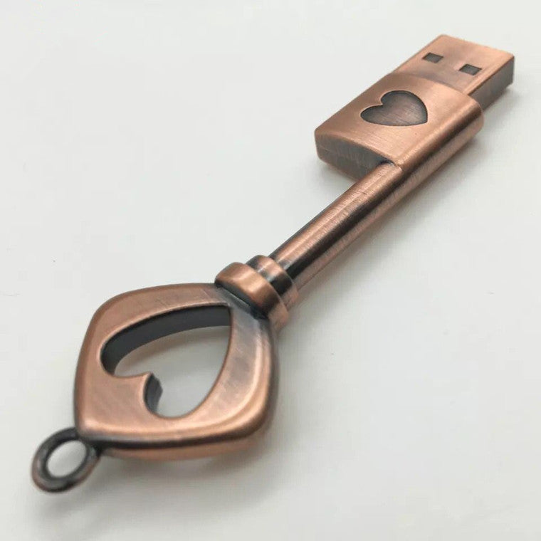 Cœur en forme de Bronze Key Storage U Disque Pendentif U Disque