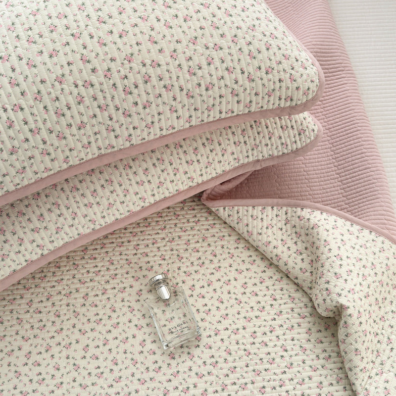Double-sided pure cotton quilted throw