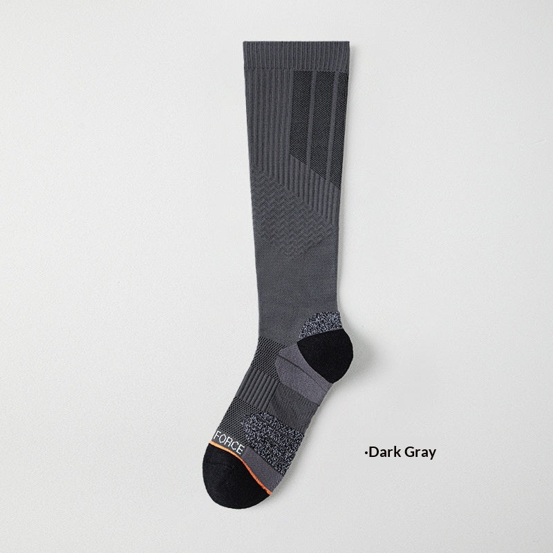 Chaussettes de longueur de calf athlétique pour femmes