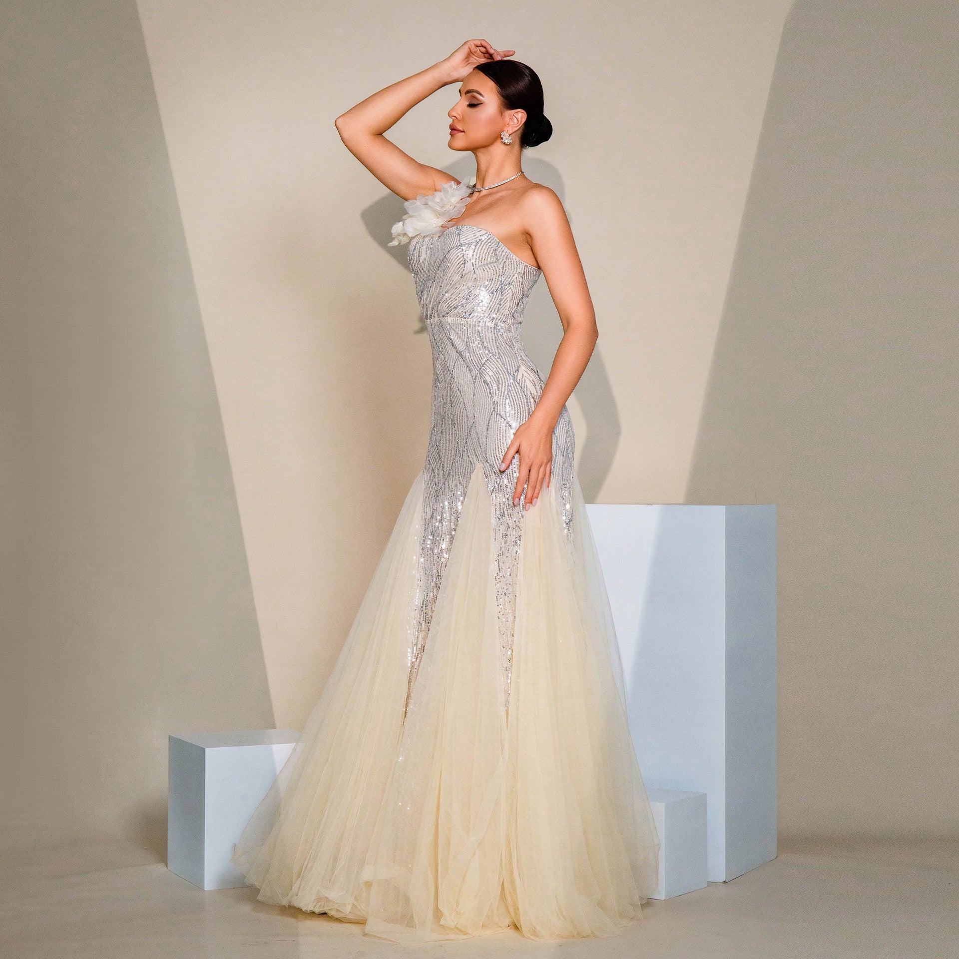 Une épaule Collier Diagonal Slim-fit gaine pailleté Slit robe du soir