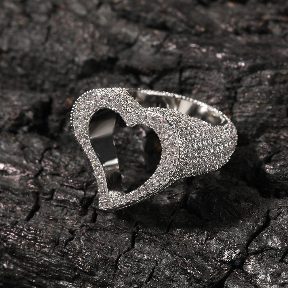 Personnalité de mode Anneau de Zircon Cœur Hollow